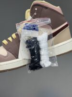 کتونی جردن وان ساقدار کرم قهوه ای کالباسی Air Jordan 1 Mid Dark Pony Smoky Mauve - Image 5