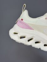 کتونی آن رانینگ کلودتیلت سفید صورتی On Running Cloudtilt 2 LOEWE White Pink - Image 5