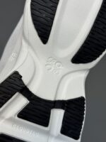 کتونی آن رانینگ کلودسولو سفید LOEWE x On Running Cloudsolo - Image 6