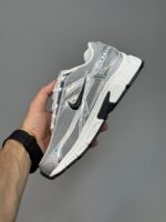 کتونی نایک اینیشیتور نقره‌ای خاکستری Nike Initiator Silver Grey - Image 4