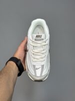 کتونی نایک اینیشیتور سفید خاکستری قهوه‌ای Nike Initiator Phantom Light Bone Sail Brown - Image 3
