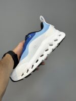 کتونی آن رانینگ کلودتیلت 2 لوئه‌وه سفید آبی On Running Cloudtilt 2 LOEWE Blue White - Image 4