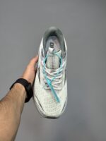 کتونی میزانو استرو پلاس نقره ای سبز Mizuno Astro Plus Silver Green - Image 3