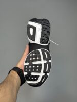 کتونی نایک وی تو کی ران مشکی سفید Nike V2K Run Black White - Image 5