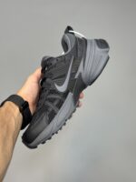 کتونی نایک وی تو کی ران مشکی طوسی Nike V2K Run Black Grey - Image 4