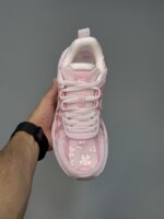 کتونی نایک وی تو کی ران صورتی گلدار Nike V2K Run Pink Foam Arctic Pink - Image 3