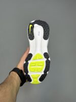 کتونی نایک وومرو 18 سفید سبز Nike Vomero 18 Green White - Image 5