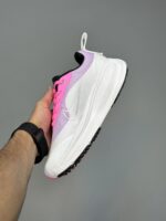 کتونی نایک وومرو 18 سفید صورتی Nike Vomero 18 Pink White - Image 4