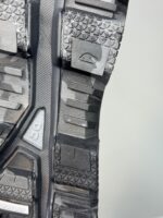 کتونی آن رانینگ کلودونچر 2 مشکی خاکستری LOEWE On Running Cloudventure 2.0 - Image 6