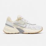 کتونی نایک وی تو کی ران سفید شیری Nike V2K Run Pale Ivory