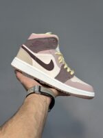 کتونی جردن وان ساقدار کرم قهوه ای کالباسی Air Jordan 1 Mid Dark Pony Smoky Mauve - Image 2