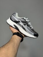 نایک اینیشیتور نقره‌ای خاکستری مشکی سفید Nike Initiator Anthracite Metallic Cool Grey - Image 2