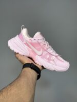 کتونی نایک وی تو کی ران صورتی گلدار Nike V2K Run Pink Foam Arctic Pink - Image 2