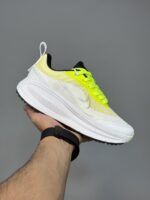 کتونی نایک وومرو 18 سفید سبز Nike Vomero 18 Green White - Image 2