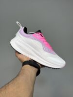 کتونی نایک وومرو 18 سفید صورتی Nike Vomero 18 Pink White - Image 2