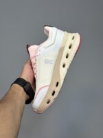کتونی آن رانینگ کلودنوا کرم صورتی خاکستری On Running Cloudnova X Beige & Grey - Image 4