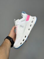 کتونی آن رانینگ کلودنوا سفید صورتی On Running Cloudnova X White & Pink - Image 4
