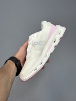 کتونی آن رانینگ کلود زون سفید صورتی On Running Cloudzone White Pink - Image 4