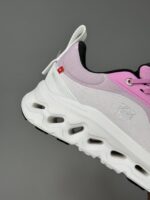 کتونی آن رانینگ کلودتیلت 2 لوئه‌وه صورتی سفید On Running Cloudtilt 2 LOEWE Pink White - Image 6