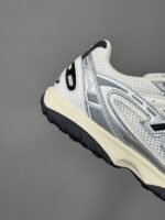 کتونی نیوبالانس 204L سیلور متالیک مشکی New Balance 204L Silver Metallic Black - Image 4