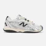 کتونی نیوبالانس 204L سیلور متالیک مشکی New Balance 204L Silver Metallic Black